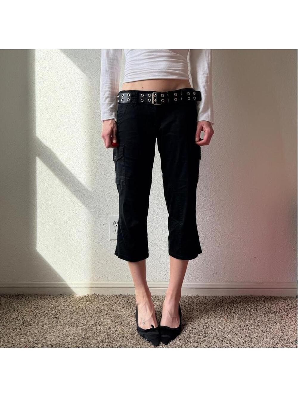 Vintage y2k low rise wide leg black cropped cargo capris